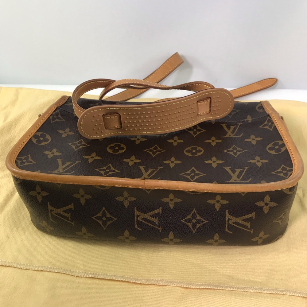 💎✨AUTHENTIC ✨💎LOUIS VUITTON CROSSBODY - Picture 16 of 16
